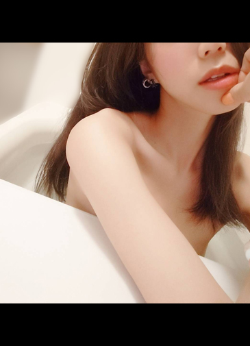 敏感モデルスレンダー美女